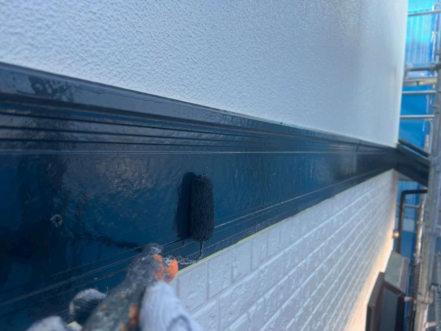 野田市・柏市・流山市の外壁塗装は美装柳屋へ/【作業のご紹介】千葉県野田市S様邸・化粧帯塗装作業