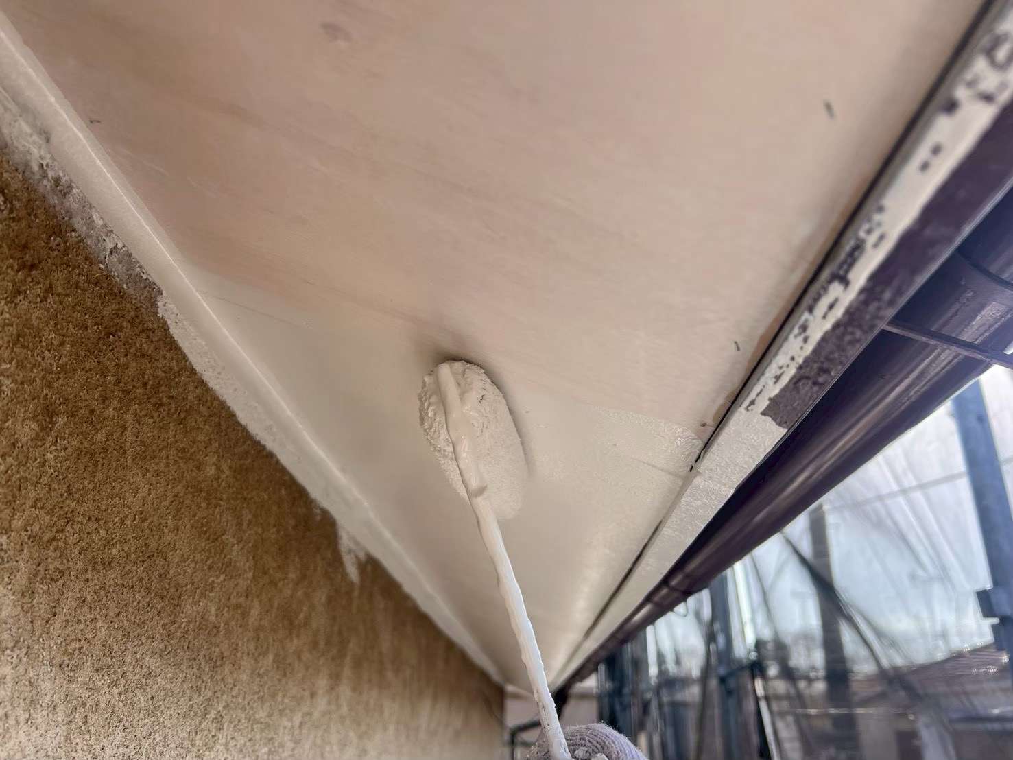 野田市・柏市・流山市の外壁塗装は美装柳屋へ/【作業のご紹介】千葉県野田市住宅塗装・軒天井塗装作業