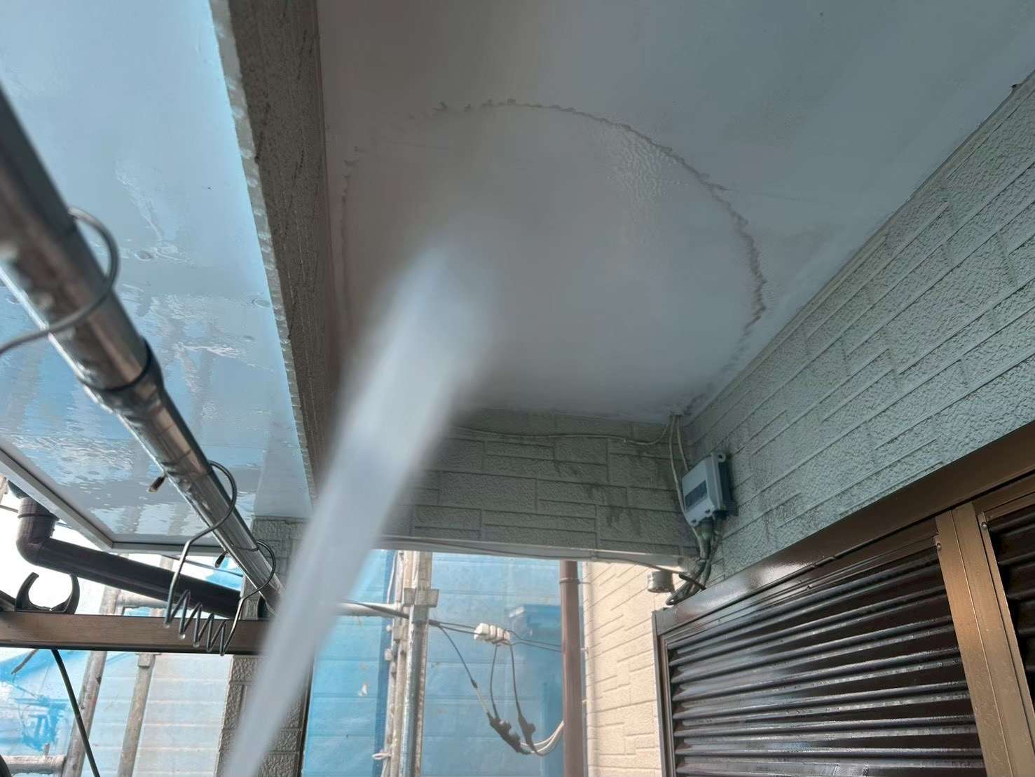 野田市・柏市・流山市の外壁塗装は美装柳屋へ/【作業のご紹介】埼玉県春日部市T様邸・高圧洗浄作業