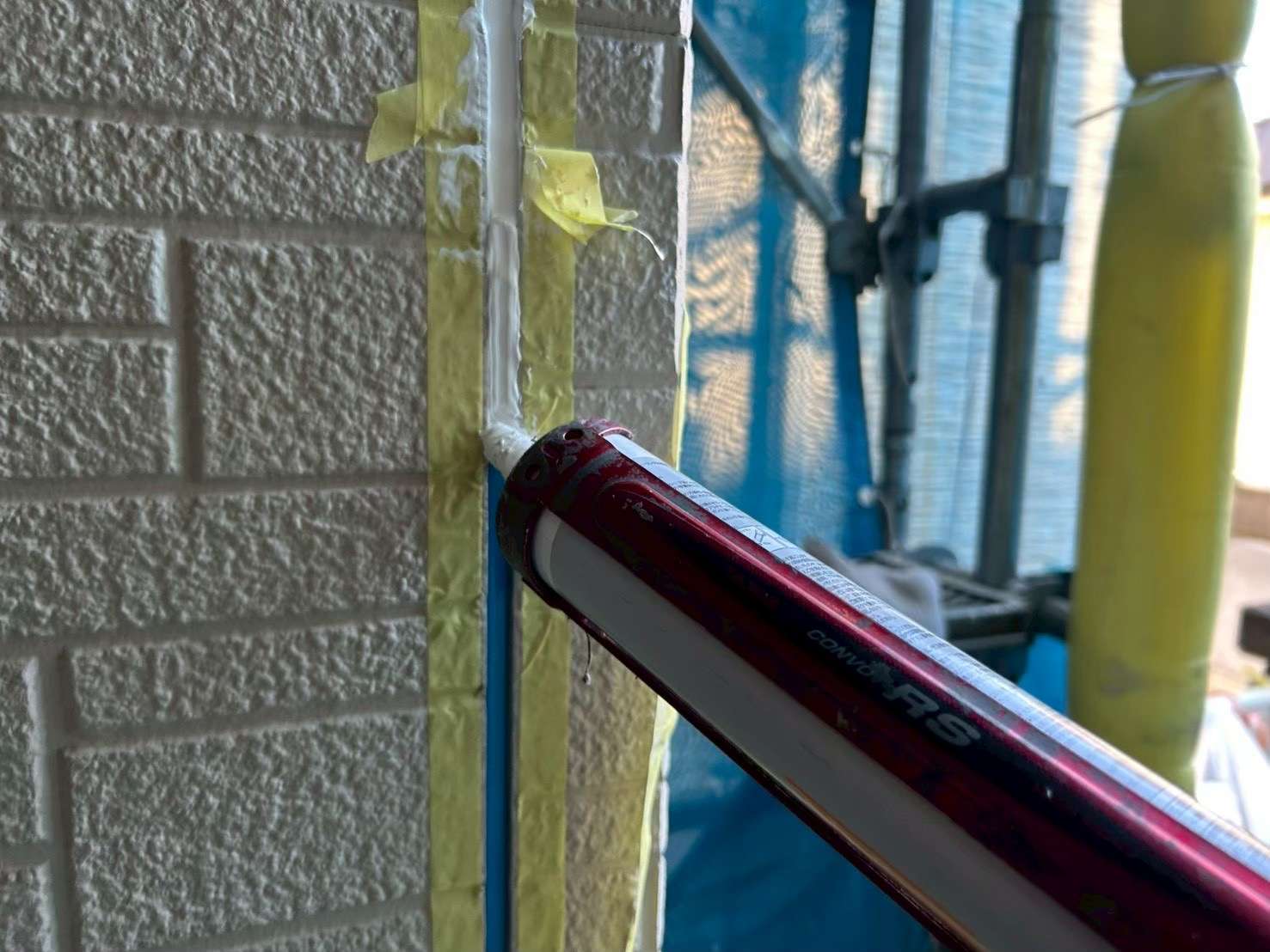 野田市・柏市・流山市の外壁塗装は美装柳屋へ/【作業のご紹介】埼玉県春日部市T様邸・コーキング打ち替え作業